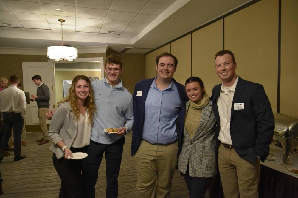 Current GVSU students with Seidman alumni.